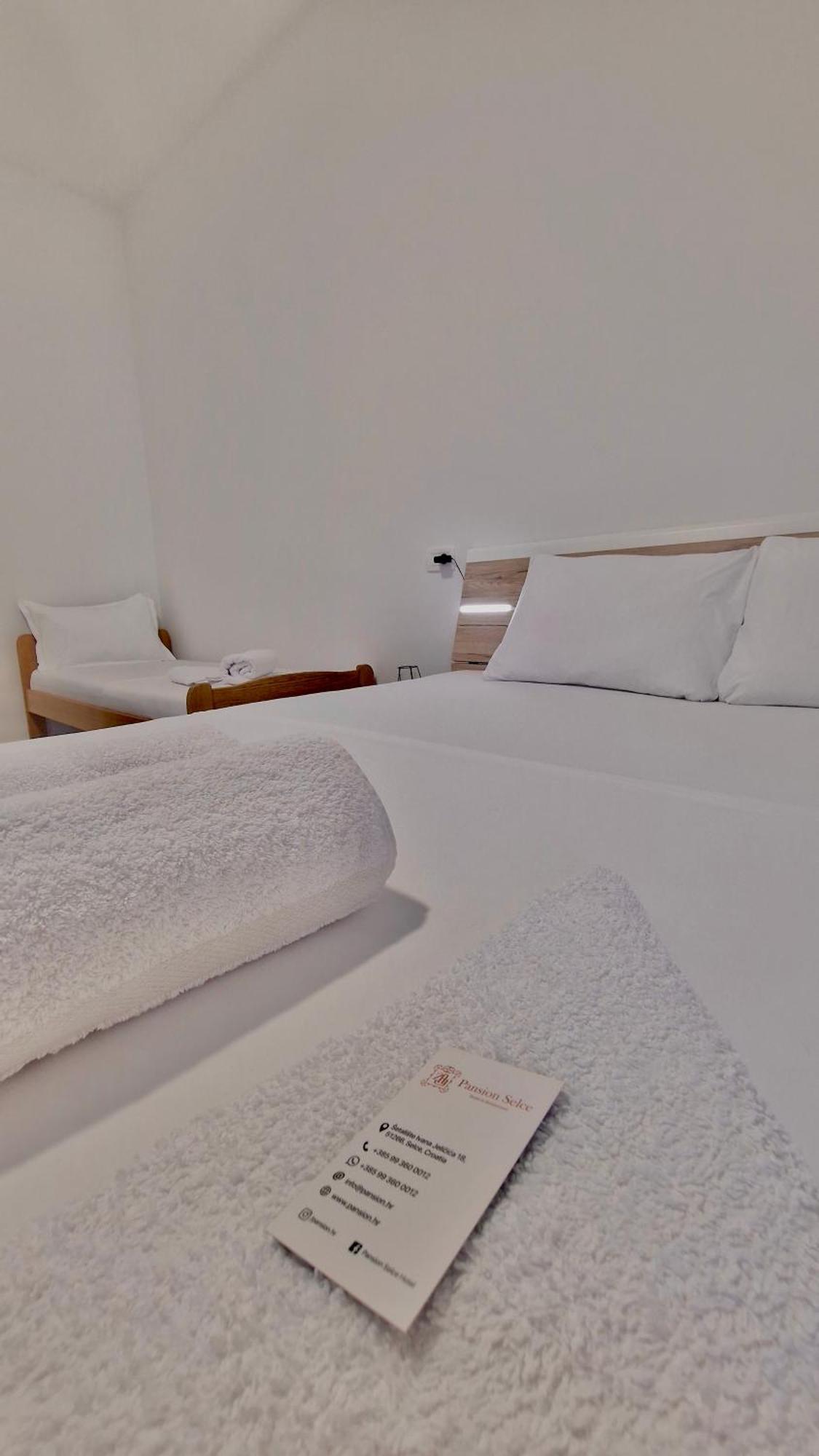 Aj Pansion Selce Hotel Екстериор снимка